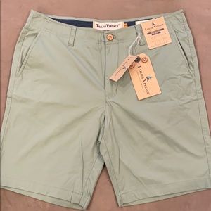 NWT Tailor Vintage slim-fit Stretch Shorts, Green